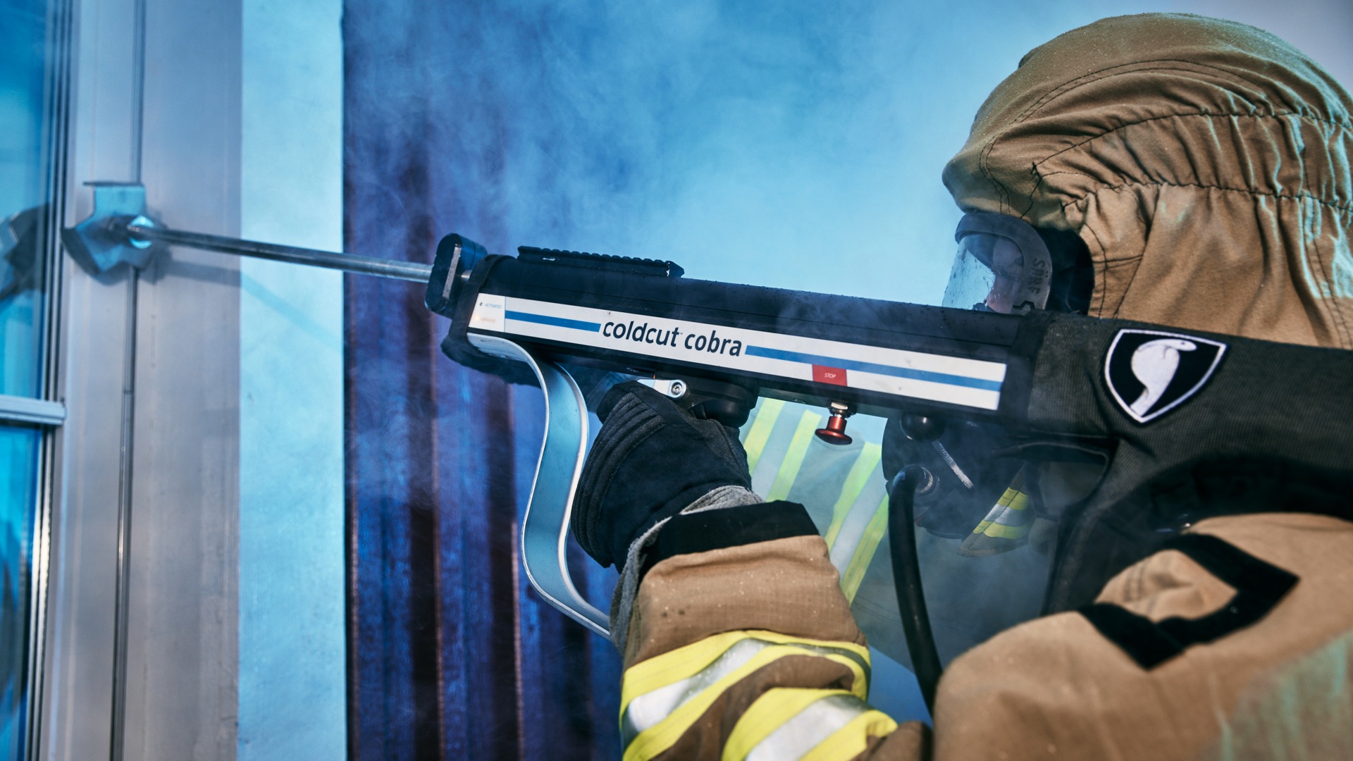 Cold Cut Cobra 360 HLS Kit in use by firefighter