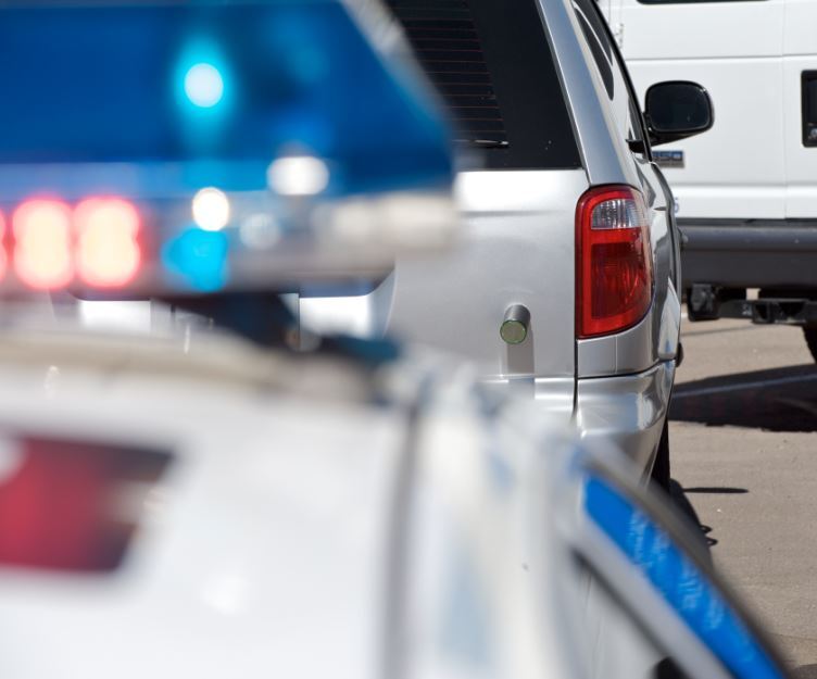 Vehicle Mounted GPS Laucher Dart Tagged on Fleeing Vehicle